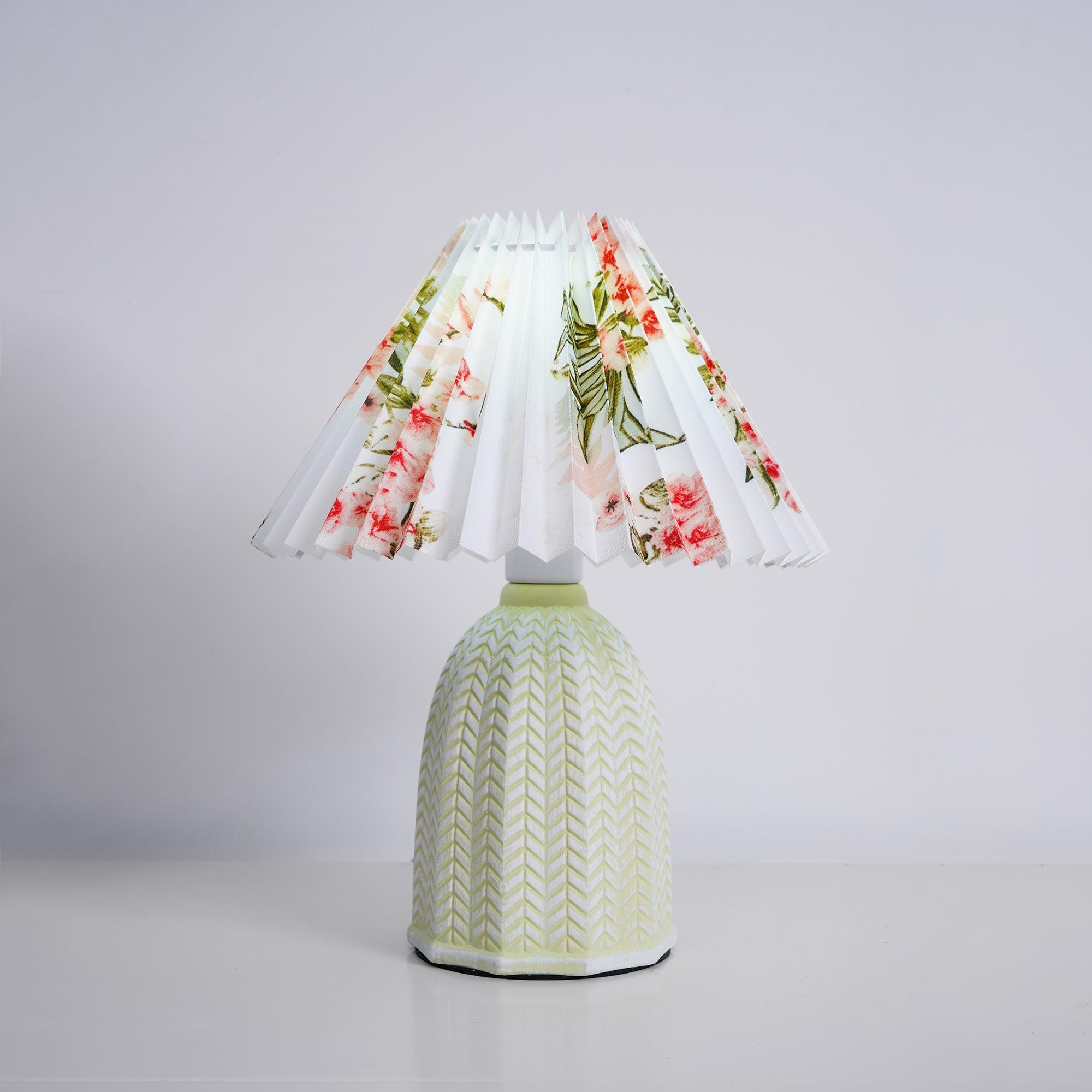 Xenlor Fabric Vintage Table Lamp
