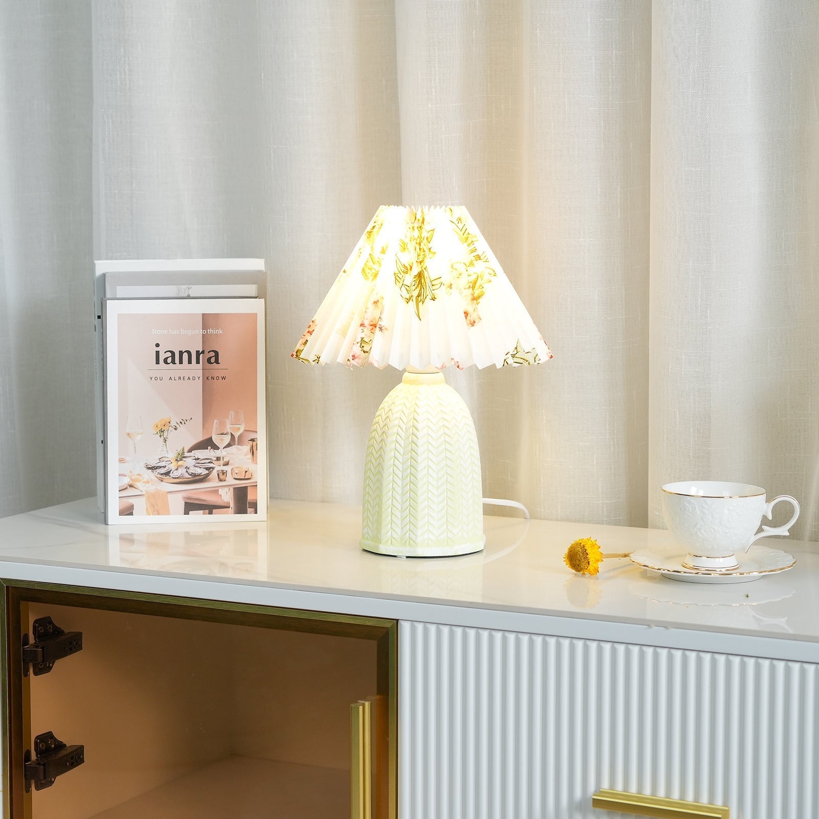 Xenlor Fabric Vintage Table Lamp