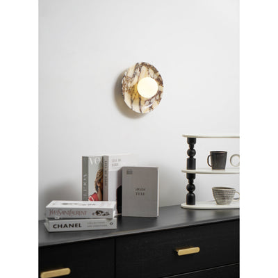 Orelisine Wall Lamp