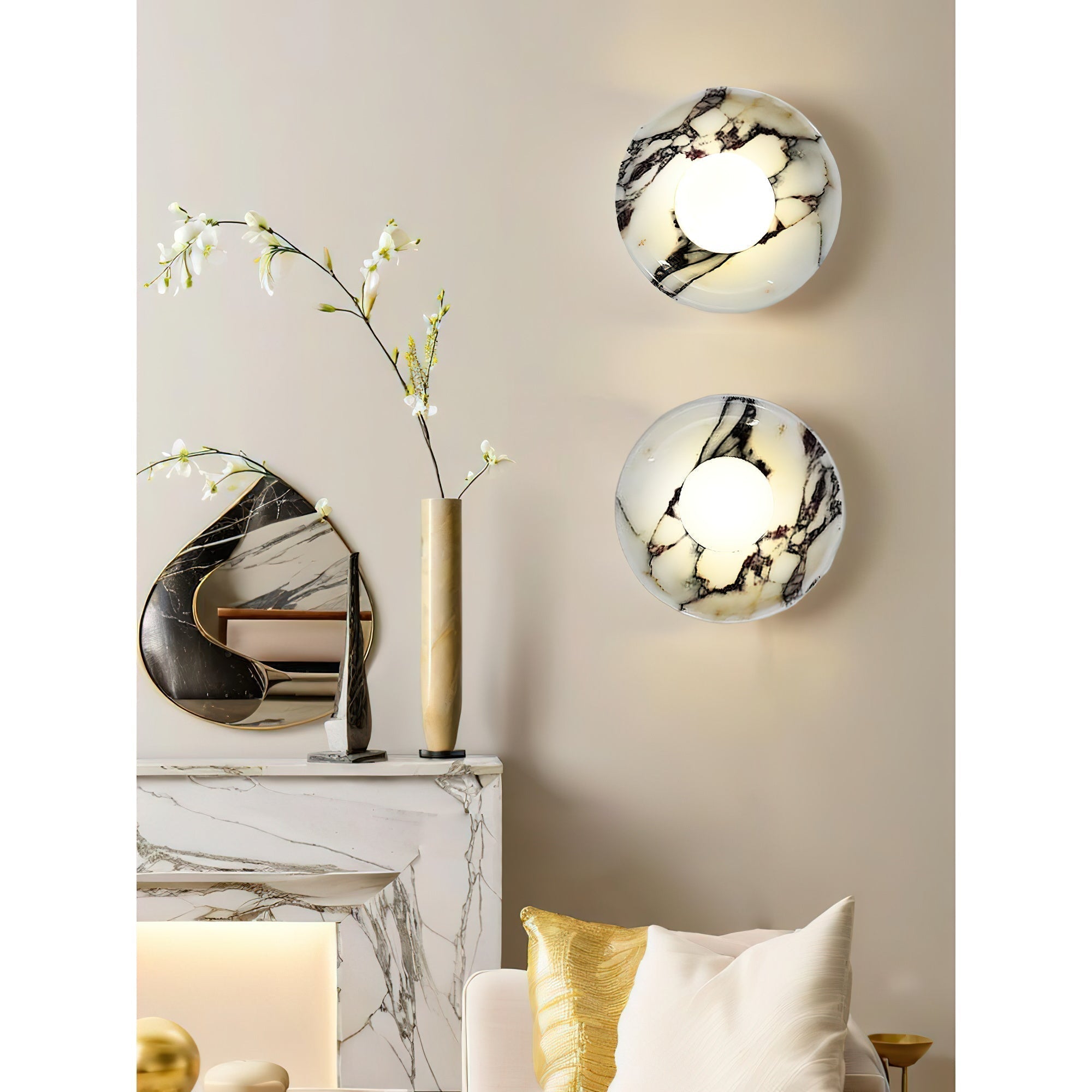 Orelisine Wall Lamp