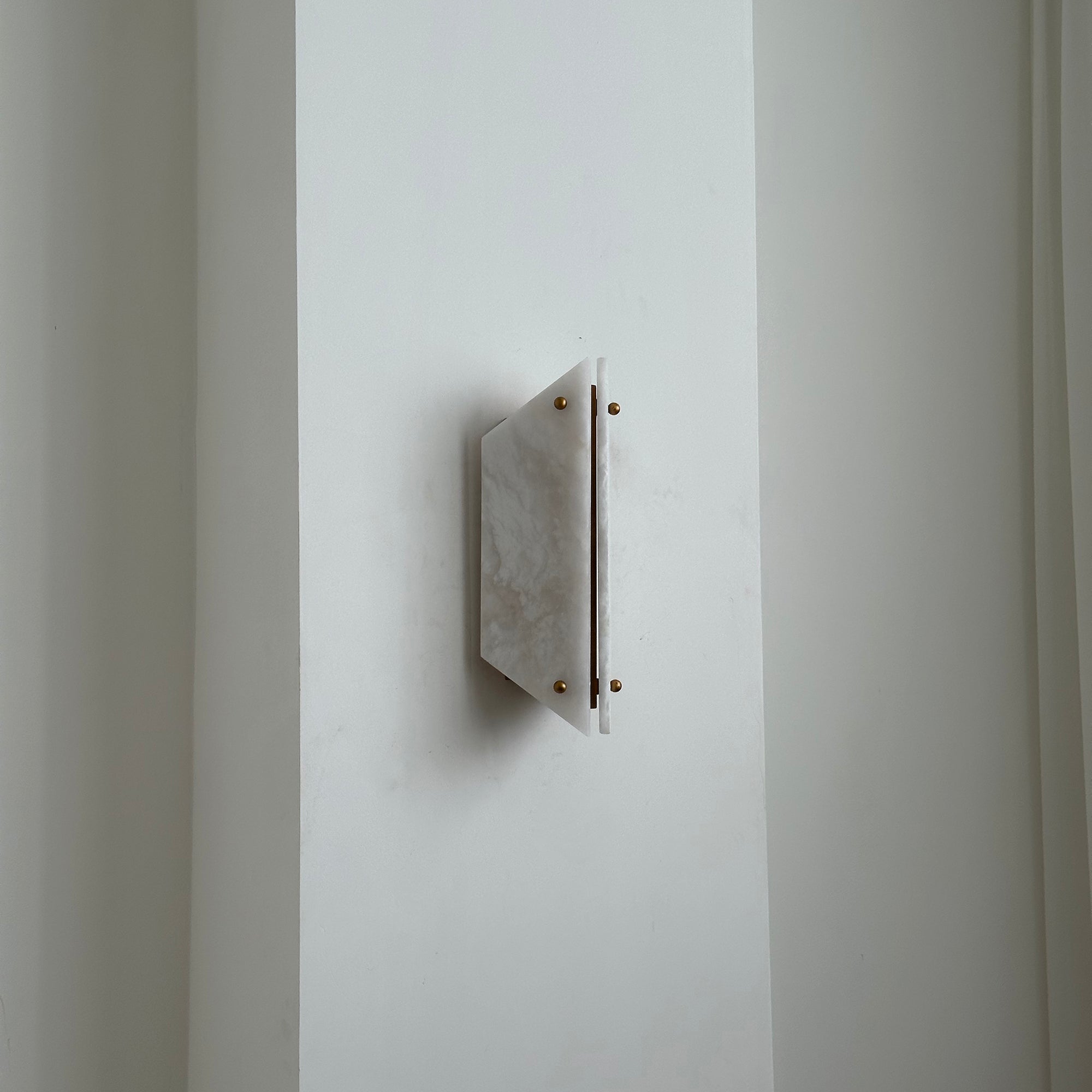Terianelle Wall Lamp