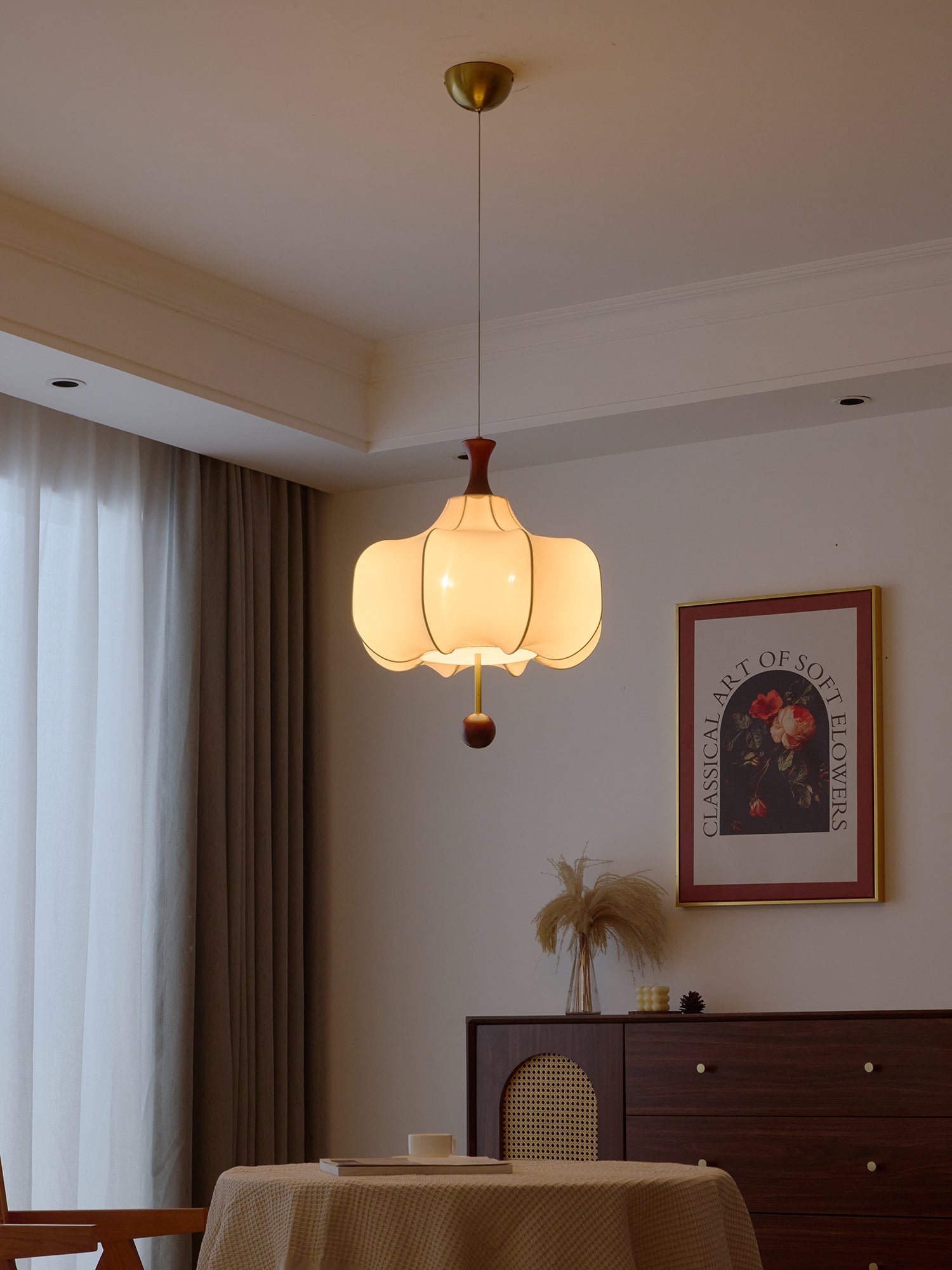 Venoryra Premium Elegance Cloud Wood Pendant Lamp