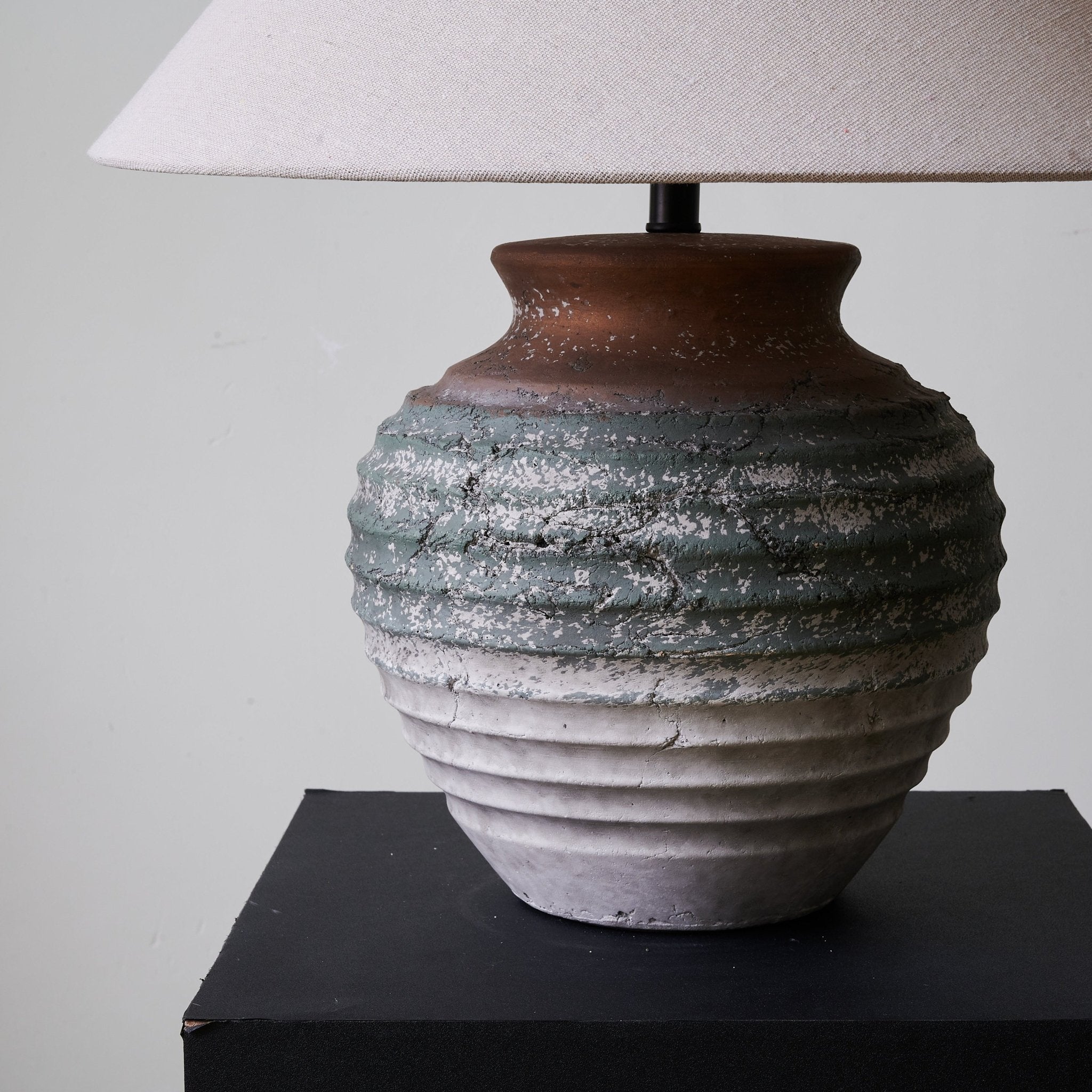 Rax Fabric Traditional Table Lamp