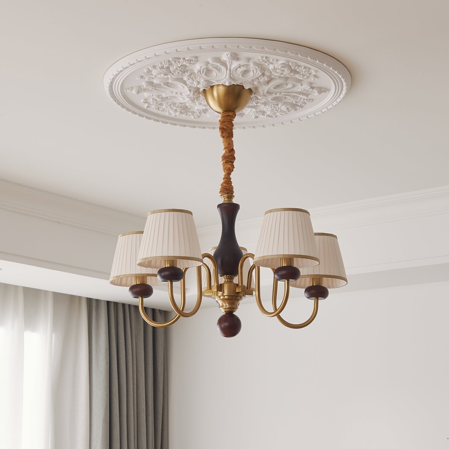 Erthaos Traditional Elegance Pleat Fabric Wood Chandelier