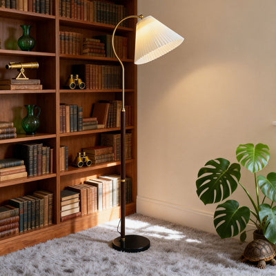 Viraalina Gooseneck Floor Lamp