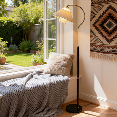 Viraalina Gooseneck Floor Lamp