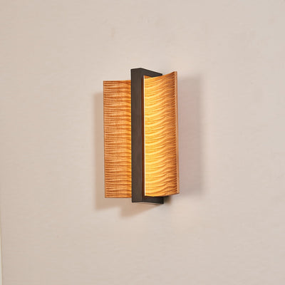 Vevinir Premium Nordic Art Wood Wall Light