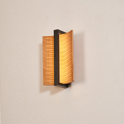 Vevinir Premium Nordic Art Wood Wall Light