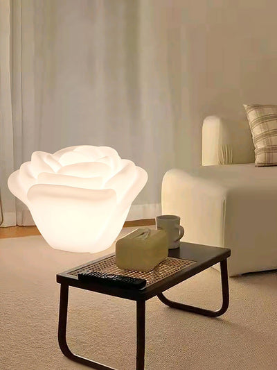 Rosebud Elegant Table Lamp