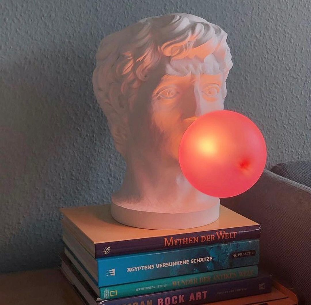 Vona Contemporary Glass Table Lamp