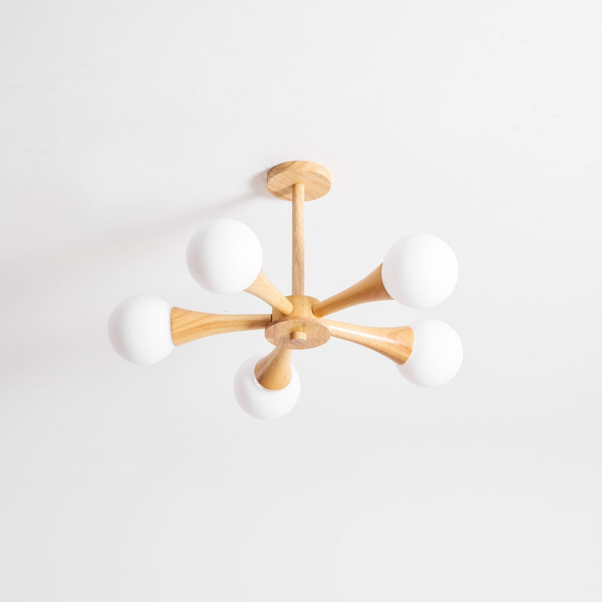 Briarshire Wooden Nera Chandelier