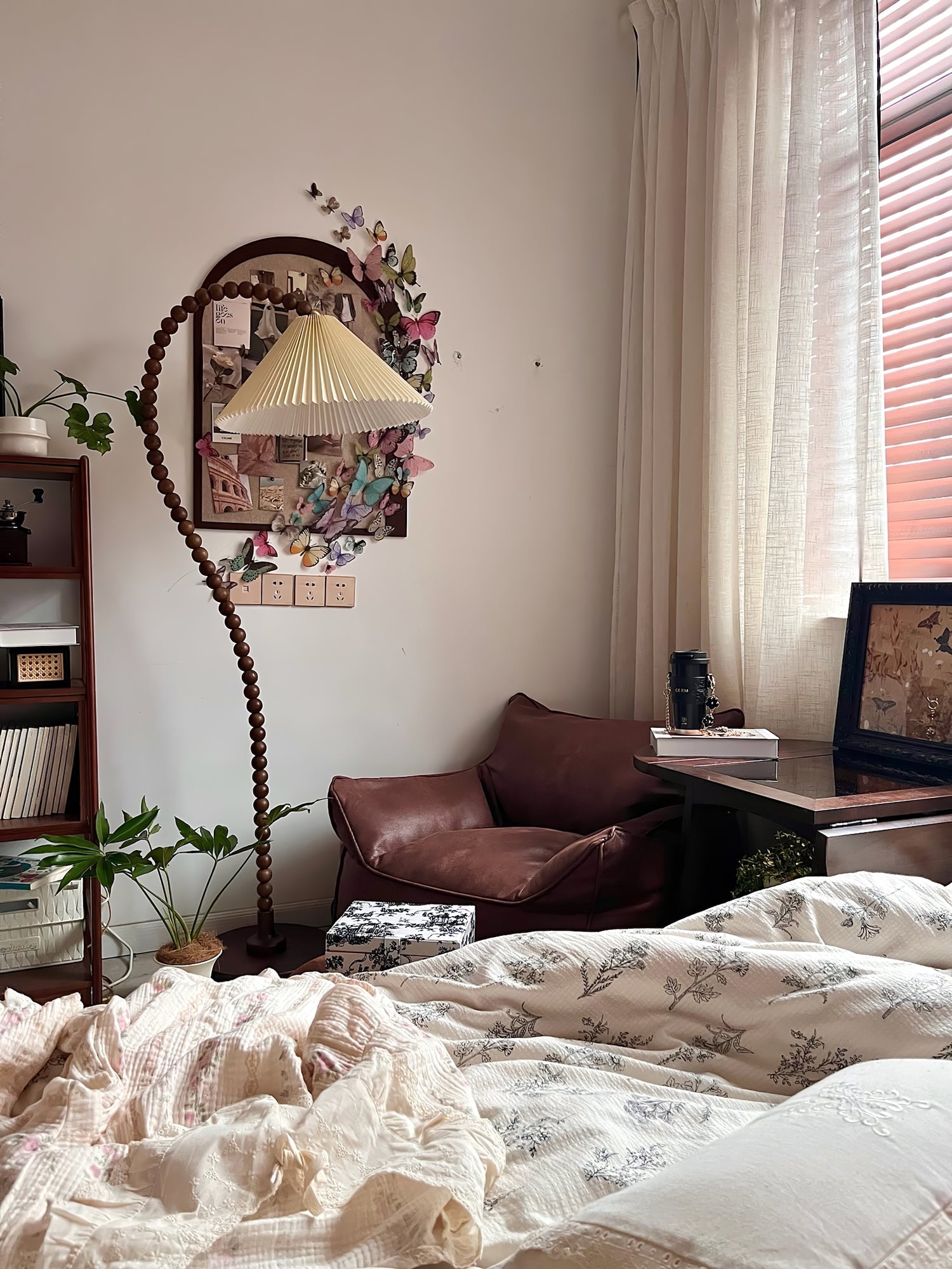 Nadia Modern Wood Floor Lamp