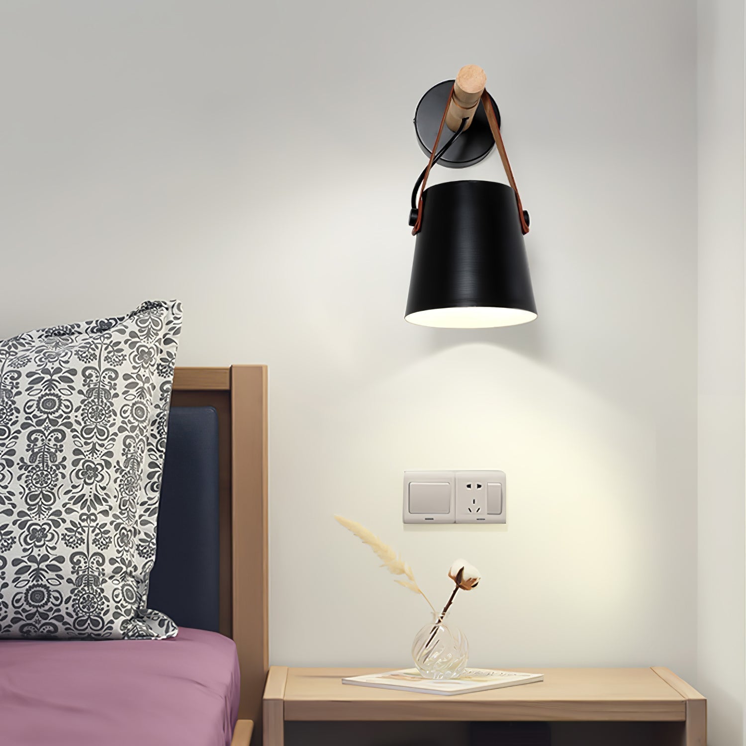 Virixon Wood Leather Wall Lamp