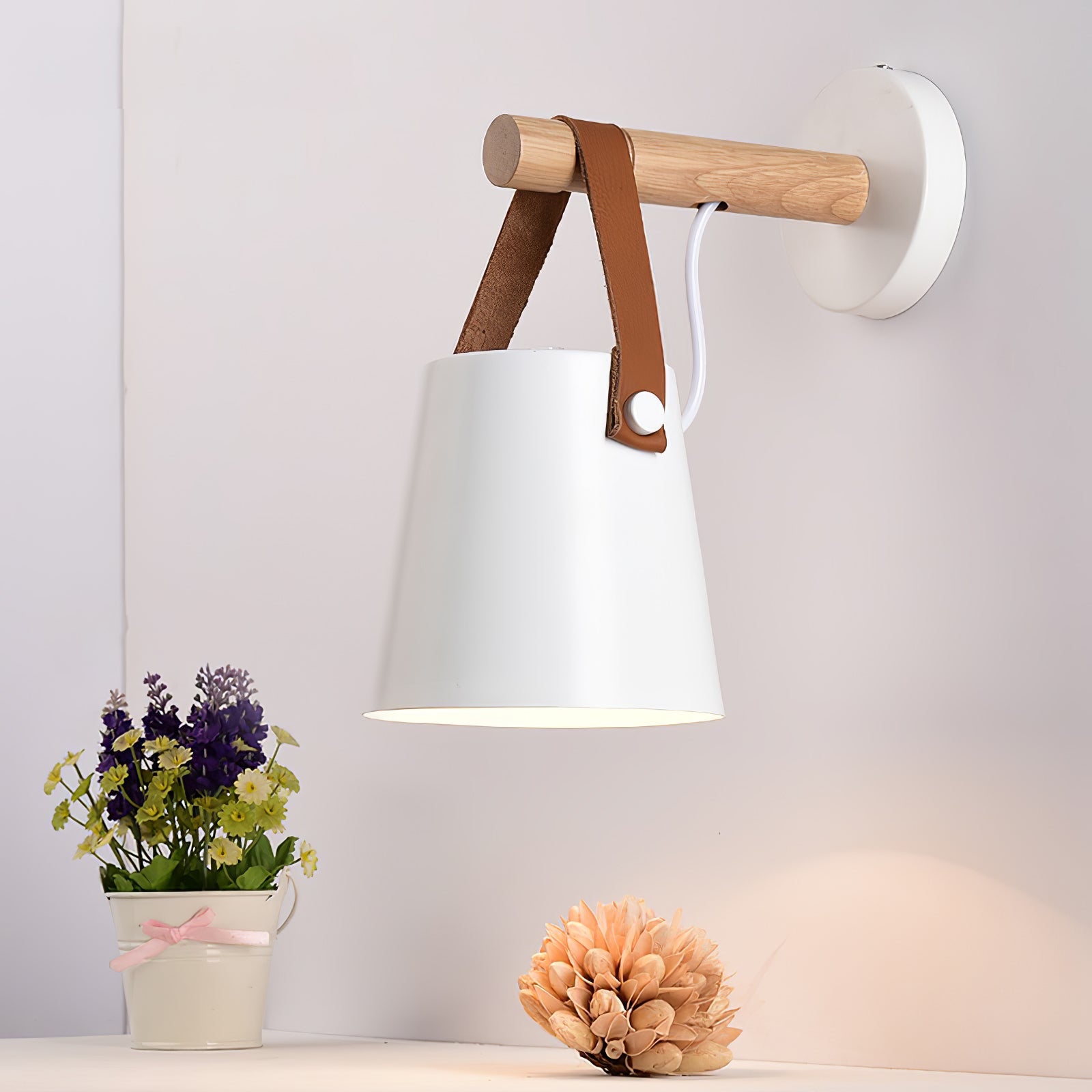 Virixon Wood Leather Wall Lamp