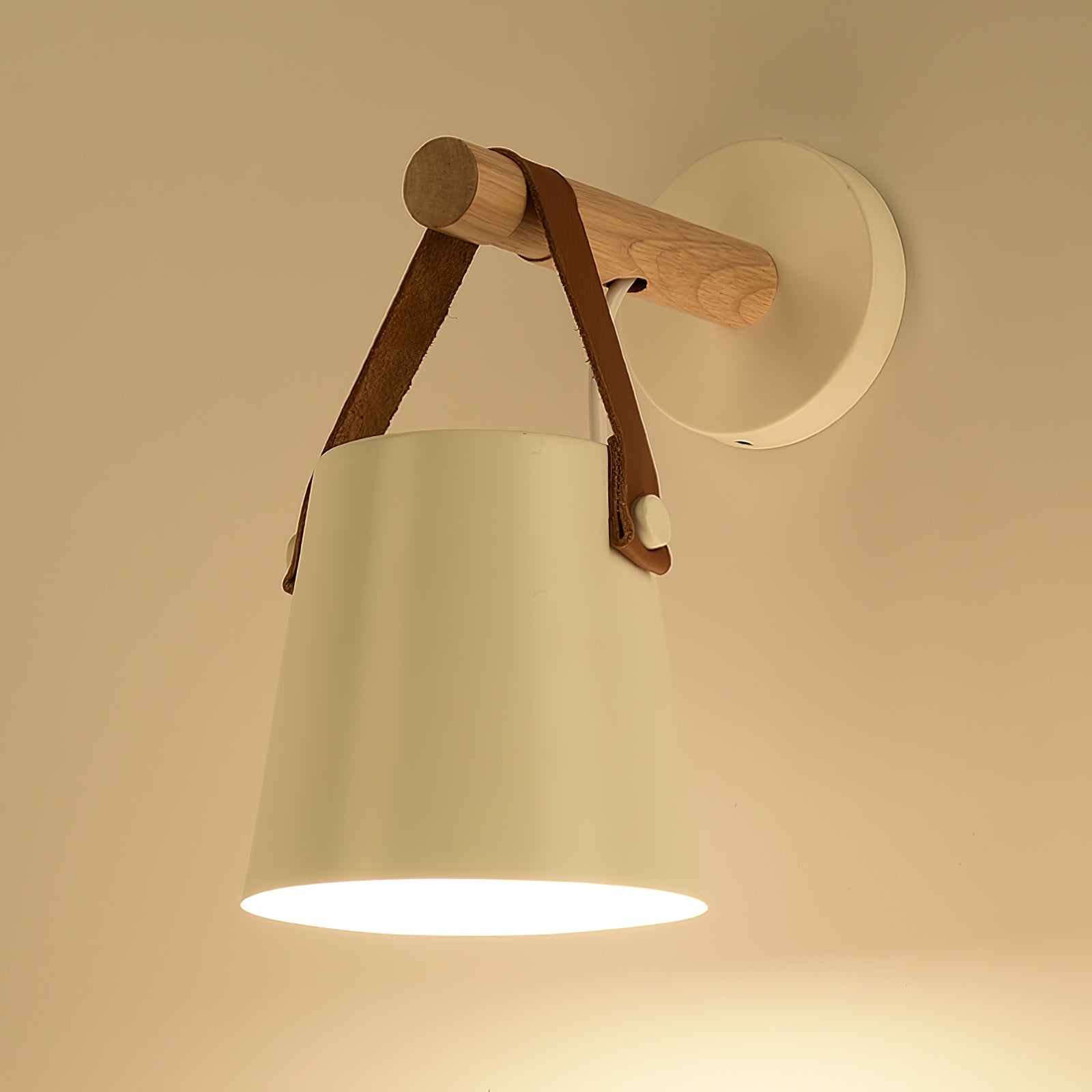 Virixon Wood Leather Wall Lamp