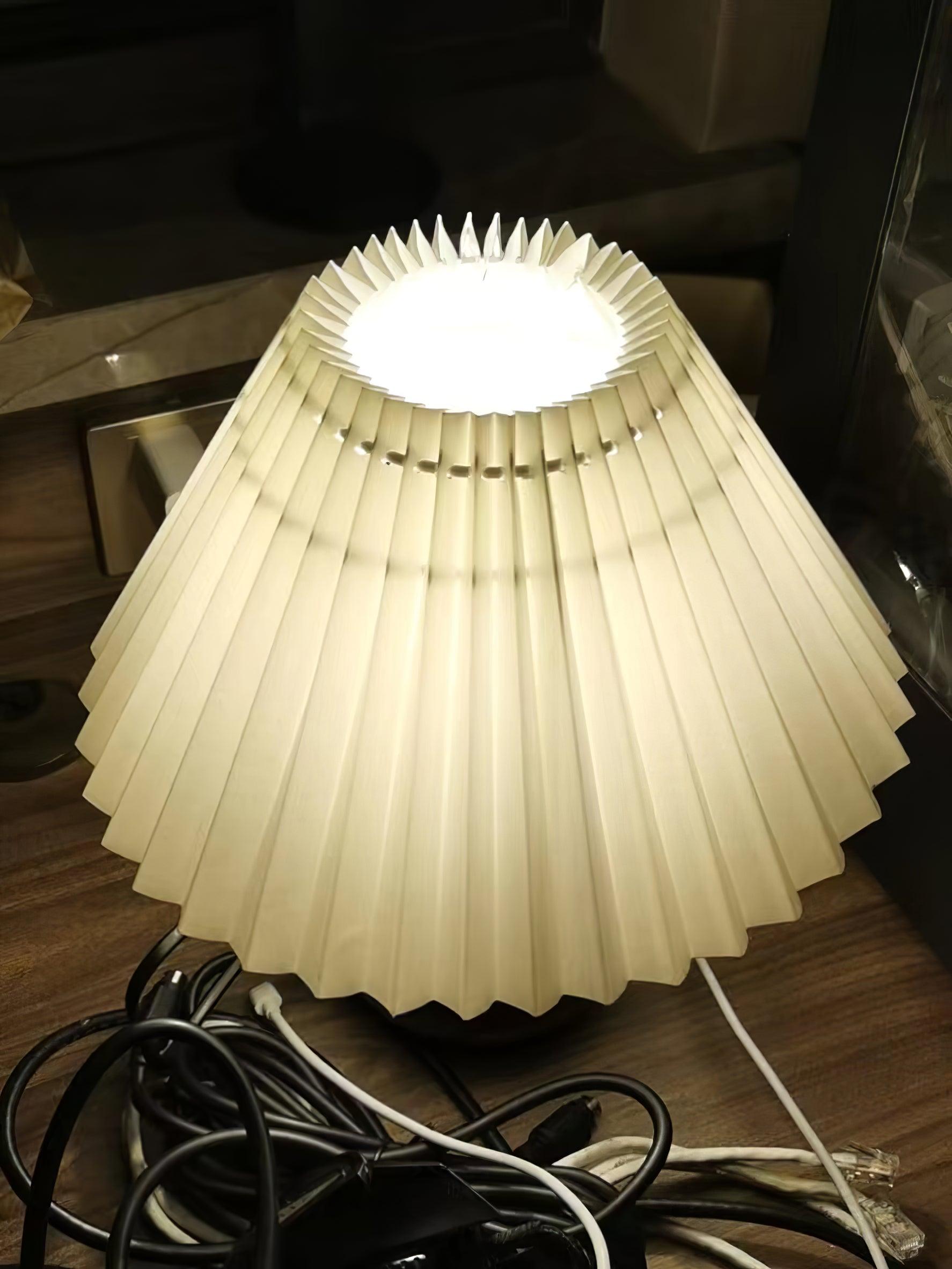 Zesilon Wooden Ball Table Lamp