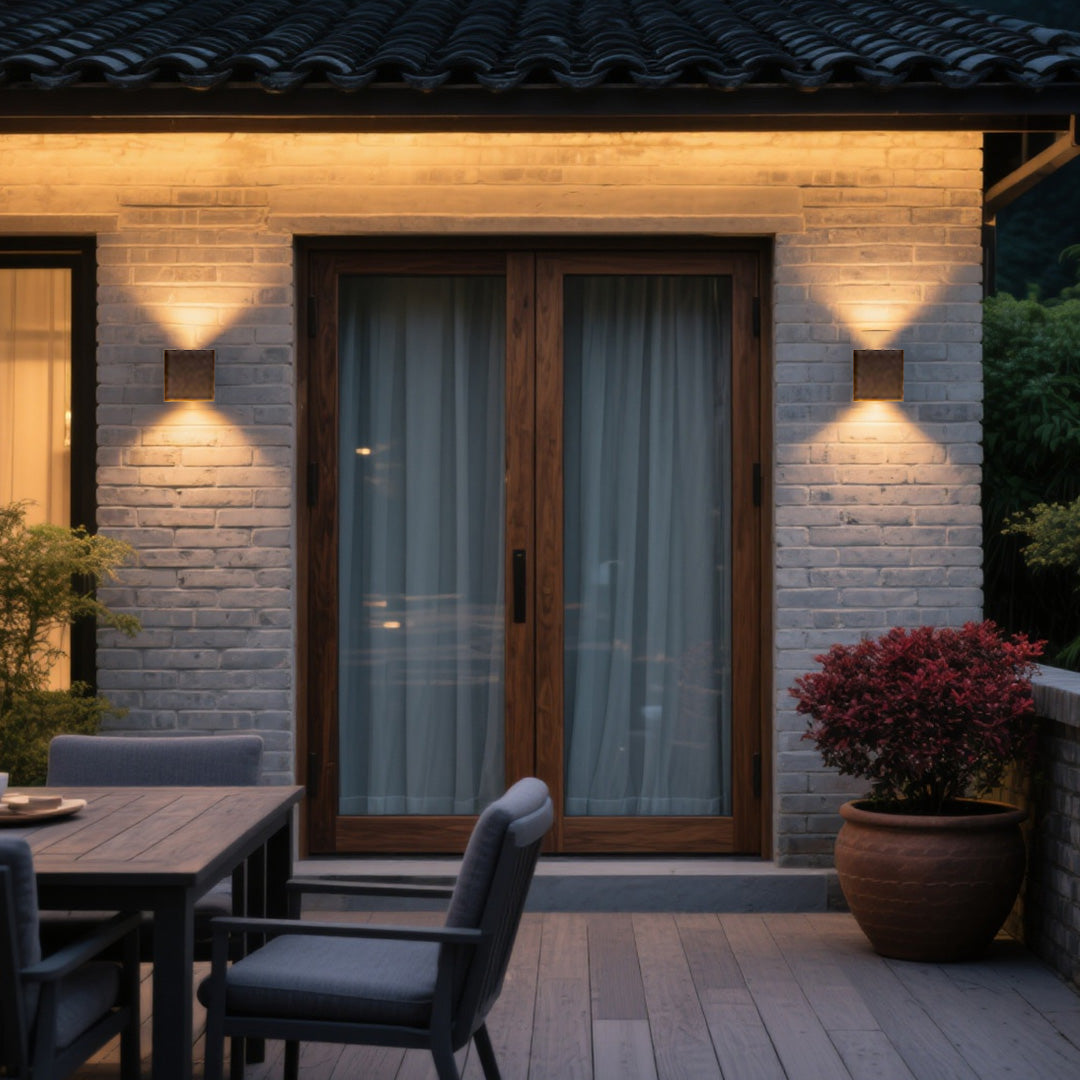 Cosnate Die-cast Simple Aluminum Outdoor Wall Light