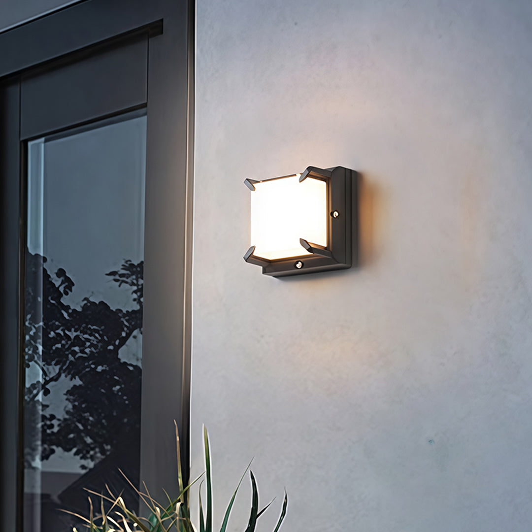 Faith Die-cast Modern Aluminum Outdoor Wall Light