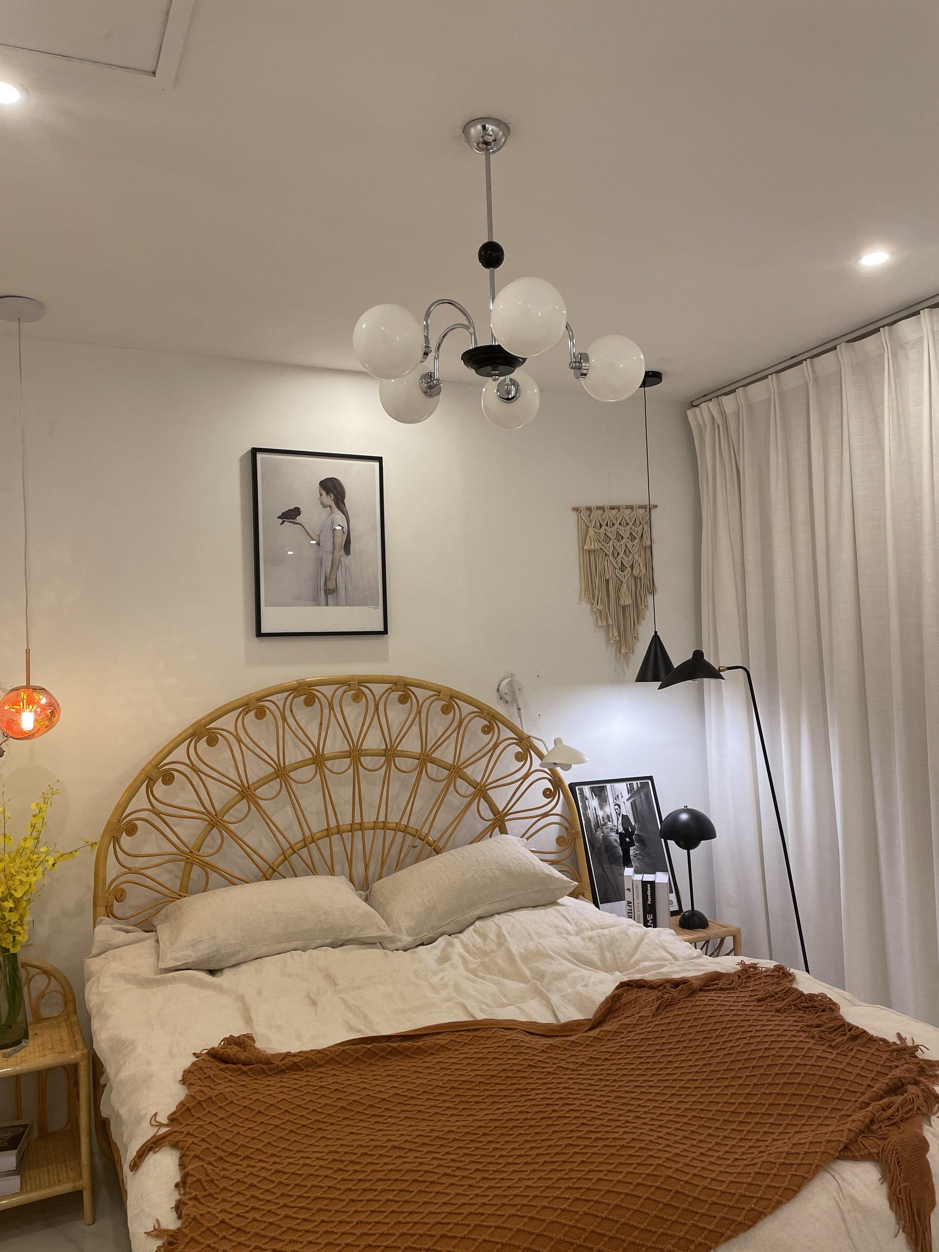 Halion Chandelier Rod Frame and White