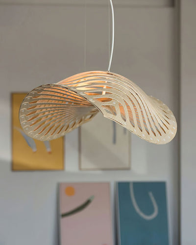 Veliren Leaf Wood Pendant Light