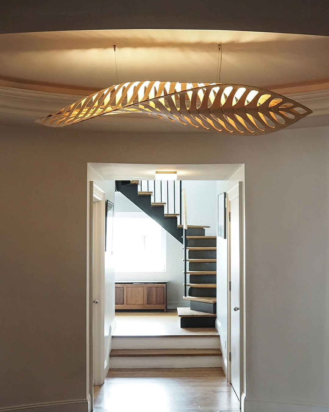 Veliren Leaf Wood Pendant Light