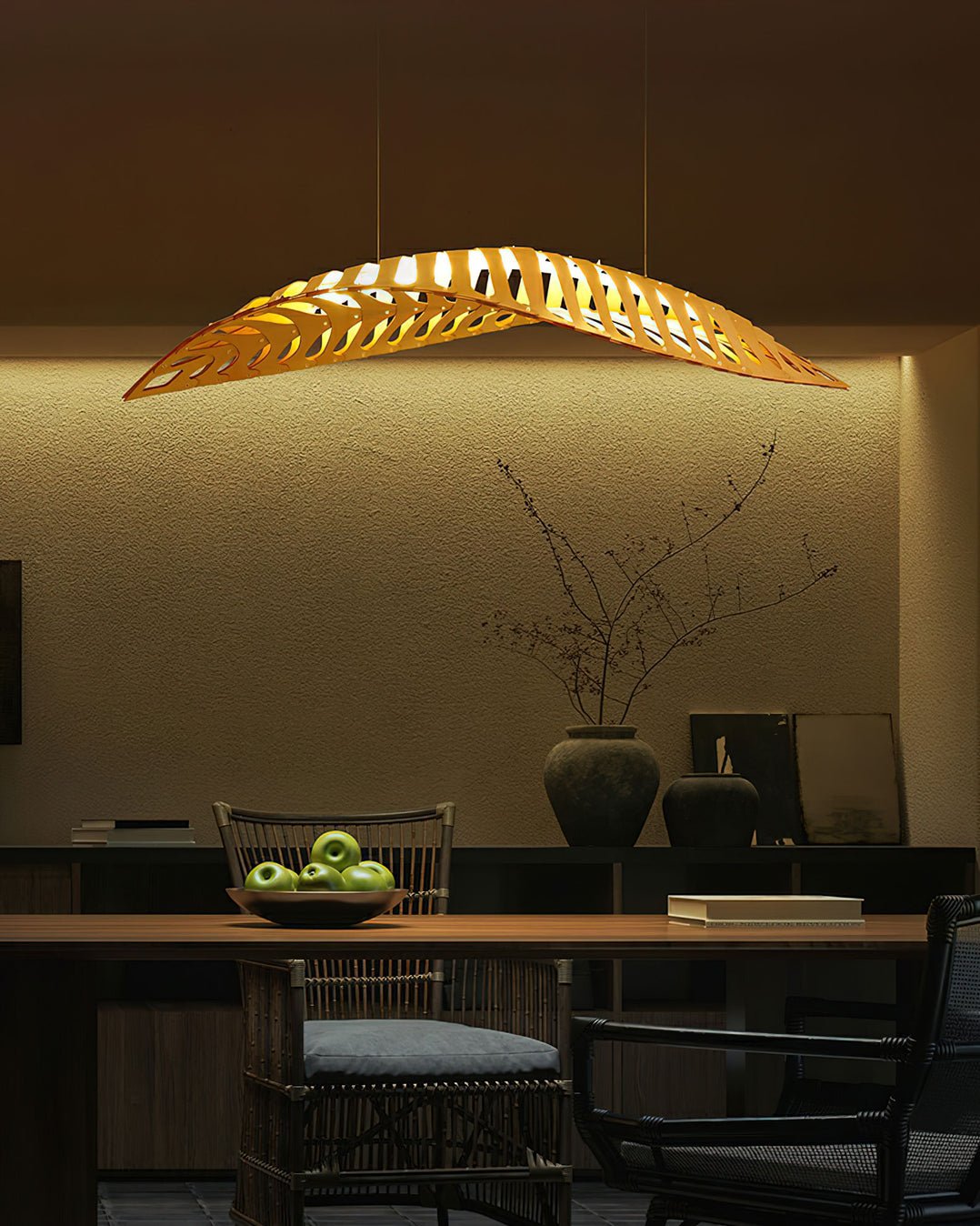 Veliren Leaf Wood Pendant Light