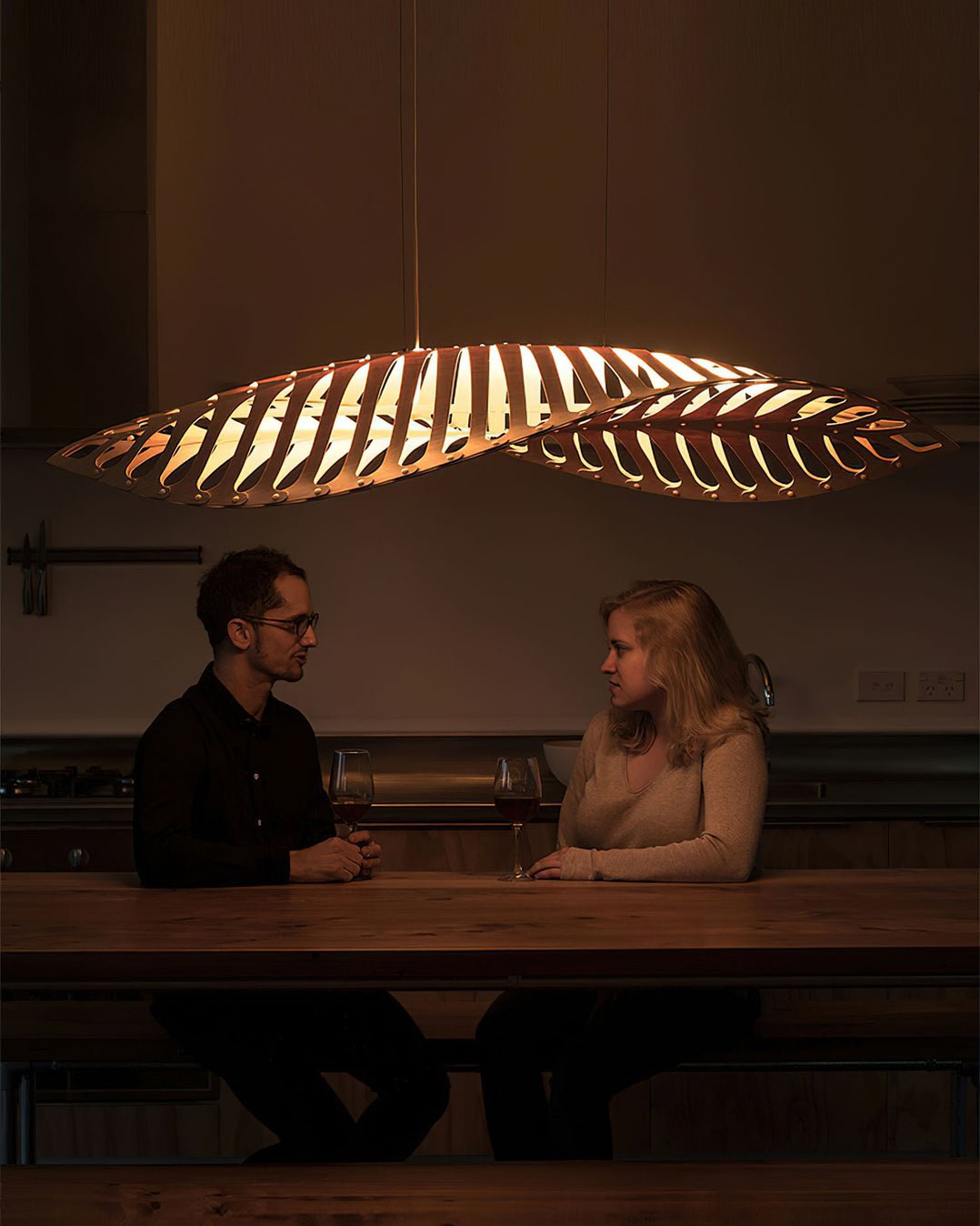Veliren Leaf Wood Pendant Light