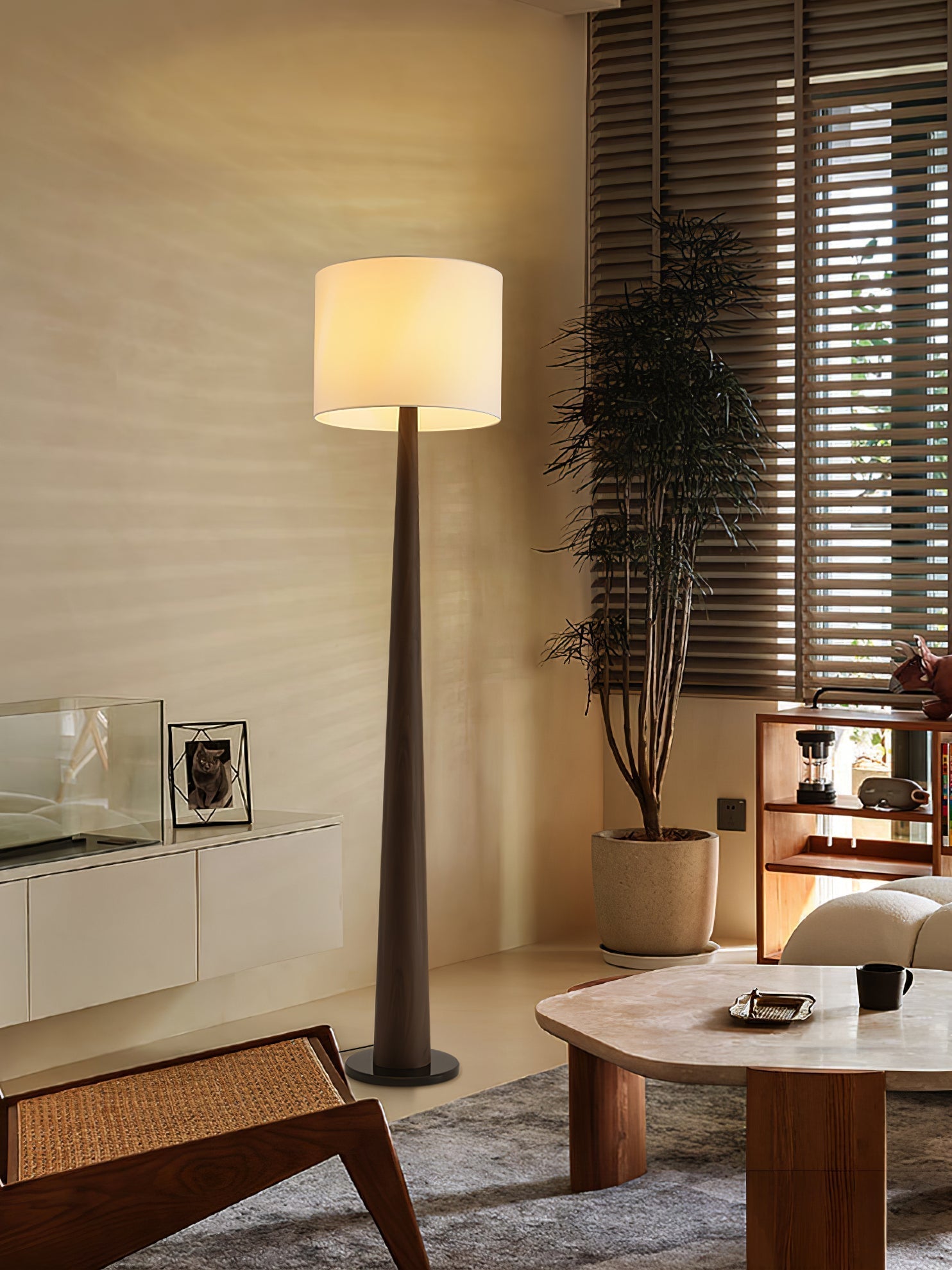 Ersilir Cylindrical Wood Floor Lamp