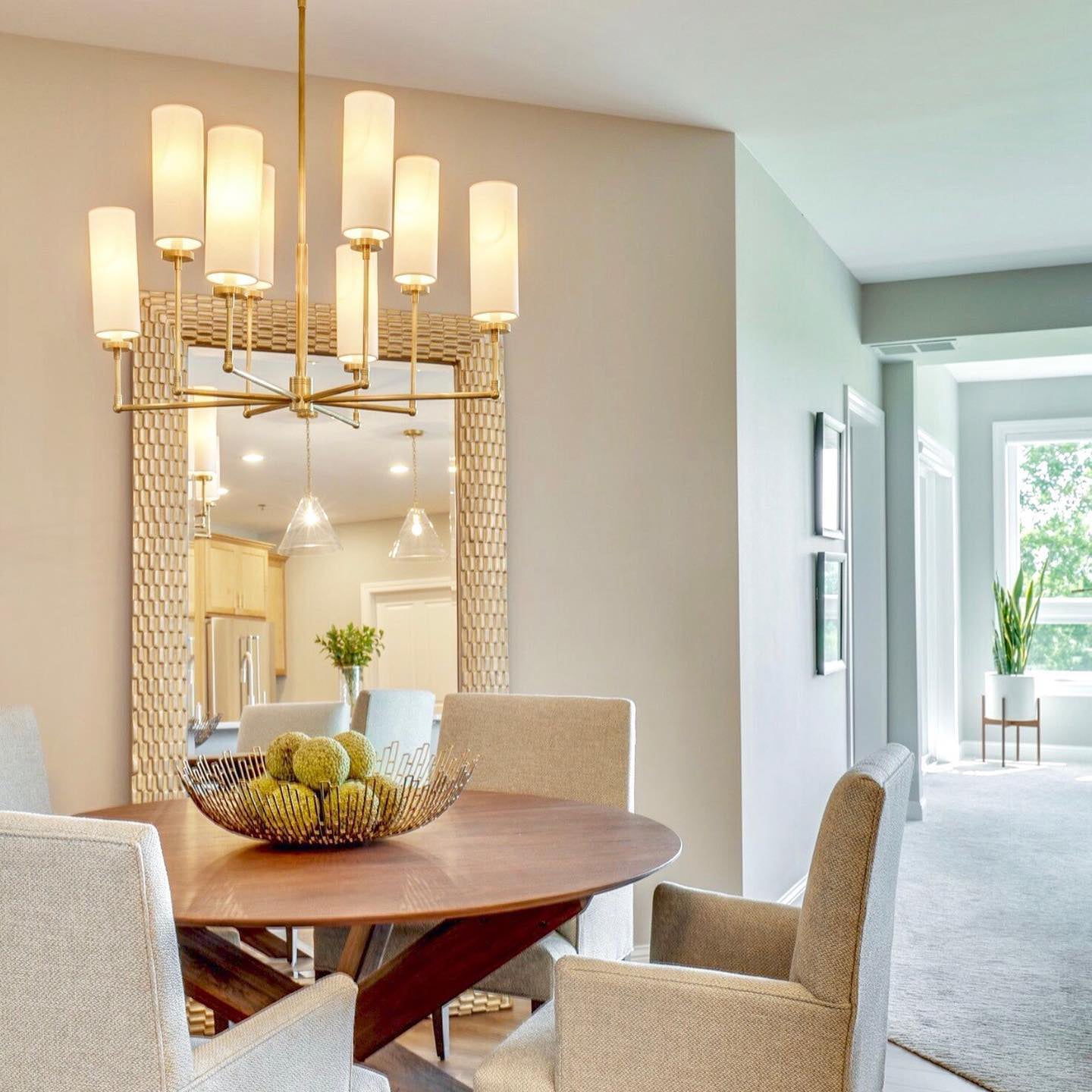 Elaaena Chandelier