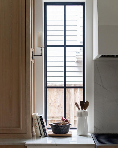 Elaiella Wall Lamp