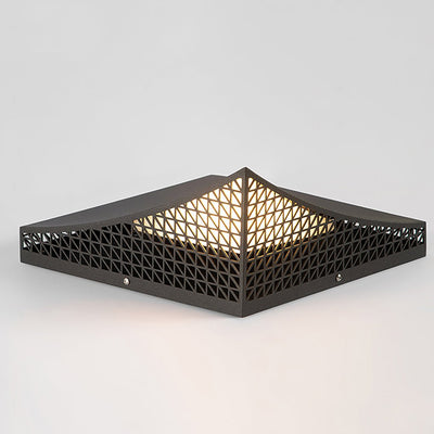 Lynn Industrial Elegant Metal Garden Light