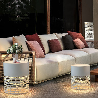 Chuch Stylish LED Cylinder Outdoor Lamp