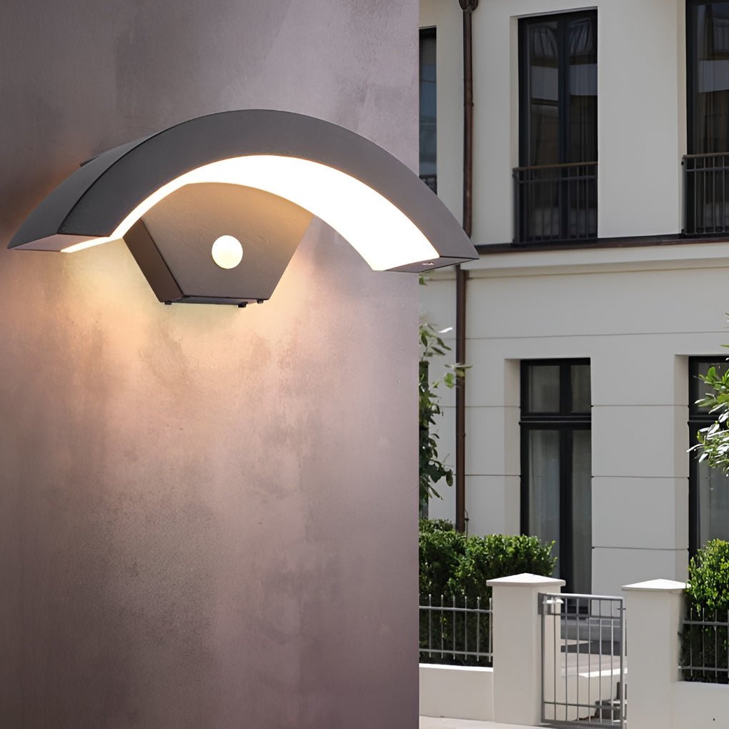 Irvin Modern Aluminum Wall Light