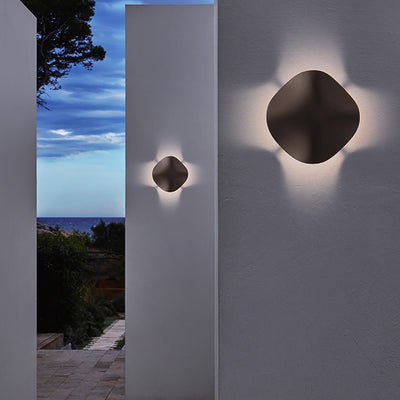 Dudley Multi-Functional Landscape Aluminum Outdoor Lights