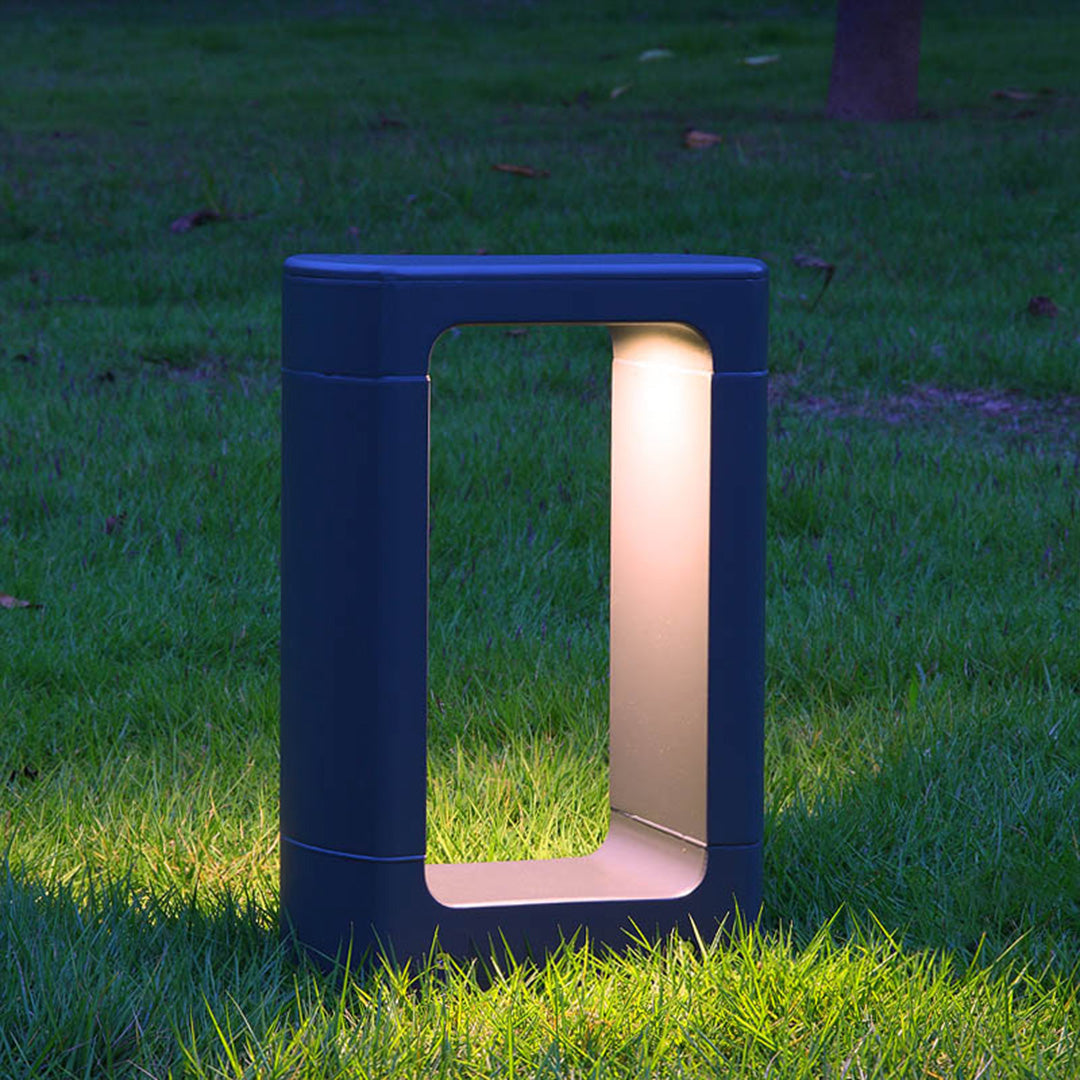 Vaessa Square LED Minimalist Aluminum Outdoor Bollard Light
