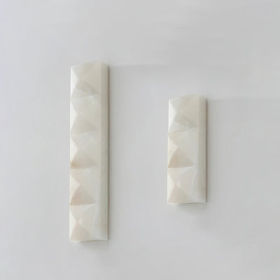 Nivanine Modern Alabaster Wall Light