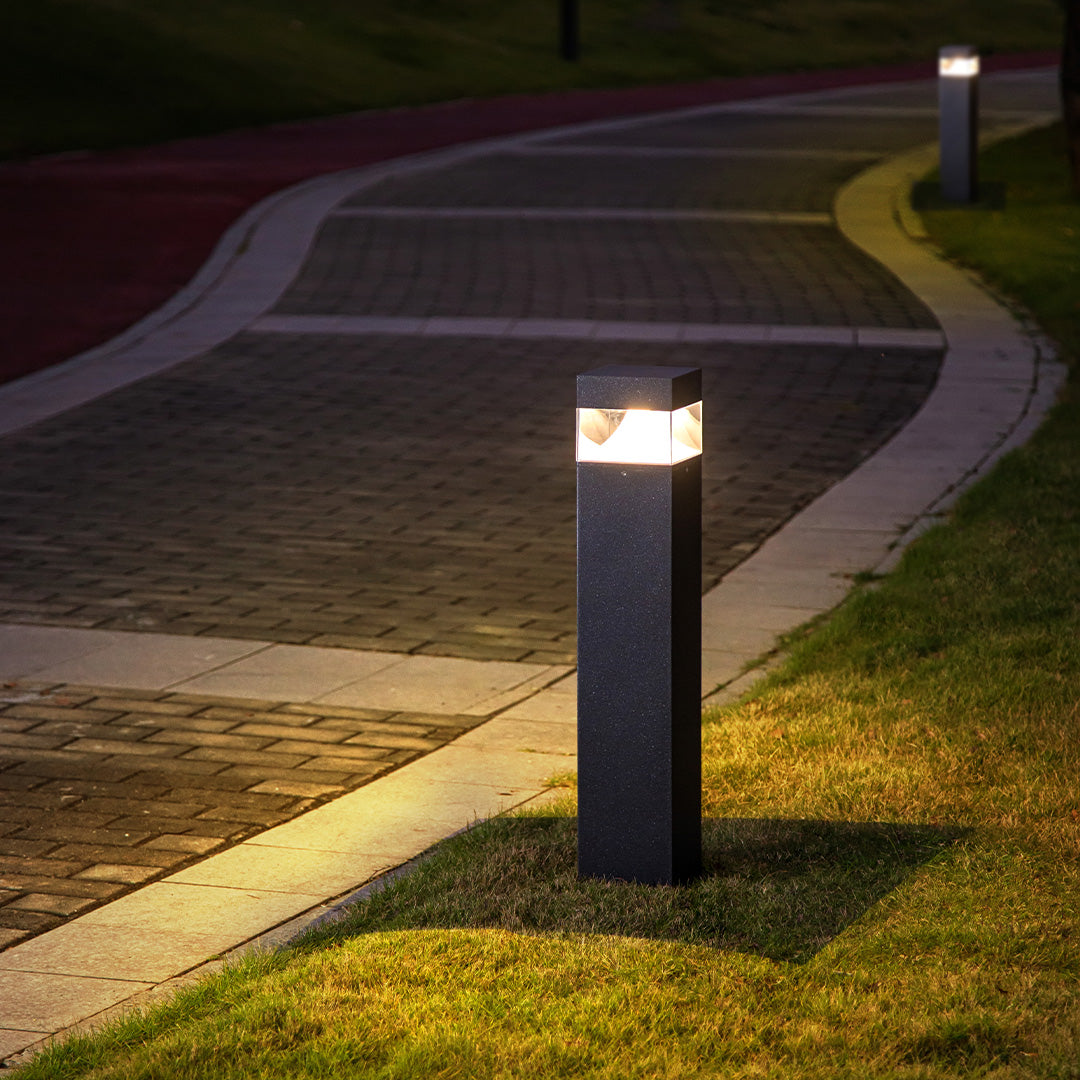 James Collard Nordic Aluminum Outdoor Lawn Light