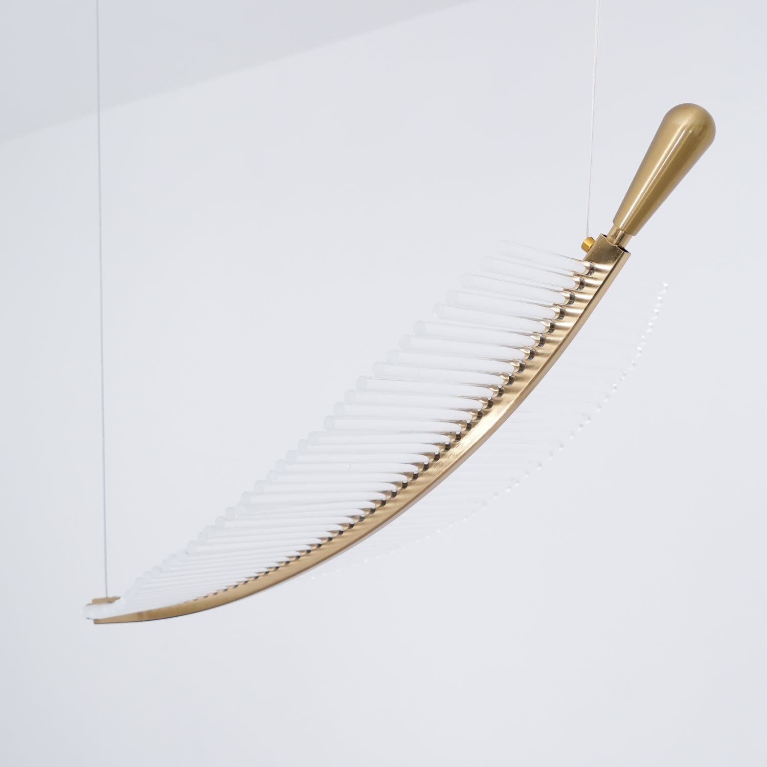 Kuo Chandelier Leaf Acrylic Gold Elegant Modern