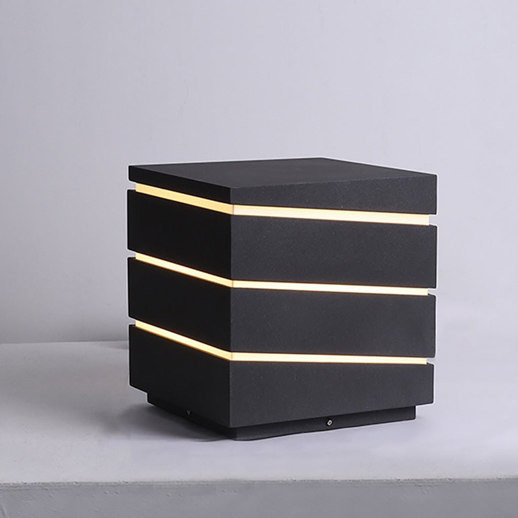 Wanderer Modern Linear Elegant Metal Outdoor Light