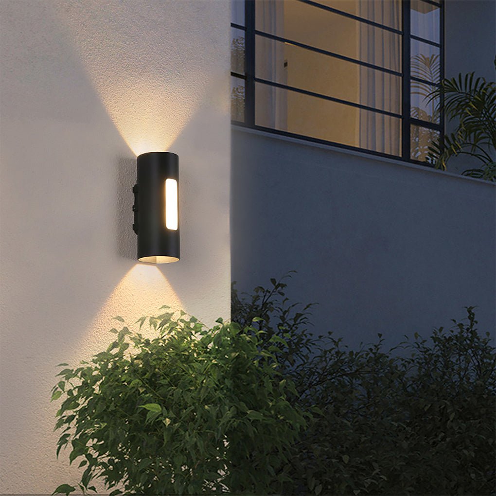 Pagaa Minimalist Garden Metal Outdoor Wall Light
