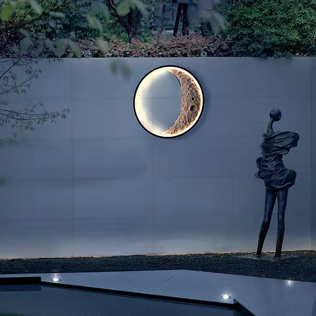 Sigmn Moon Crescent LED Aluminum Resin Outdoor Wall Light