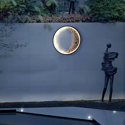 Sigmn Moon Crescent LED Aluminum Resin Outdoor Wall Light