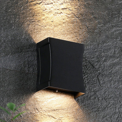 Lillin Classic Modern LED Aluminum Outdoor Wall Sconce
