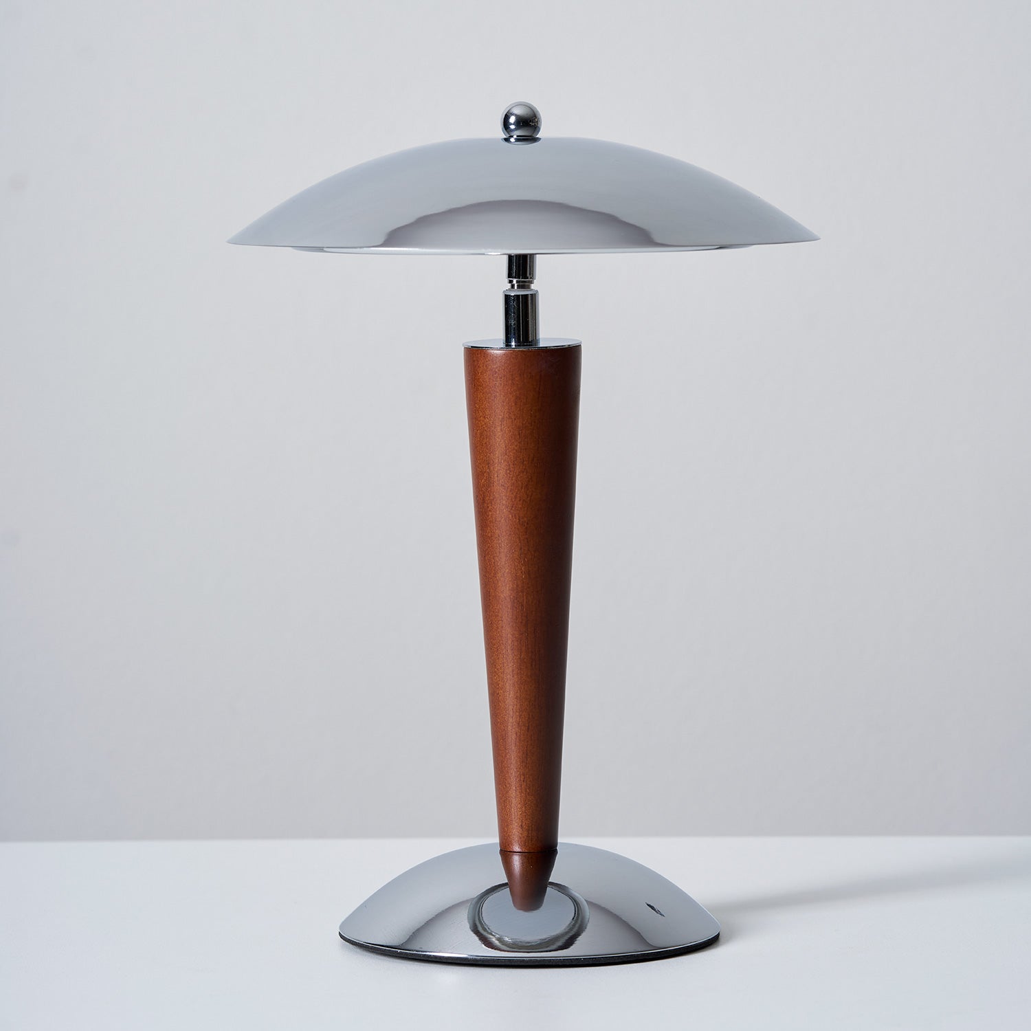 Elainelia Table Lamp