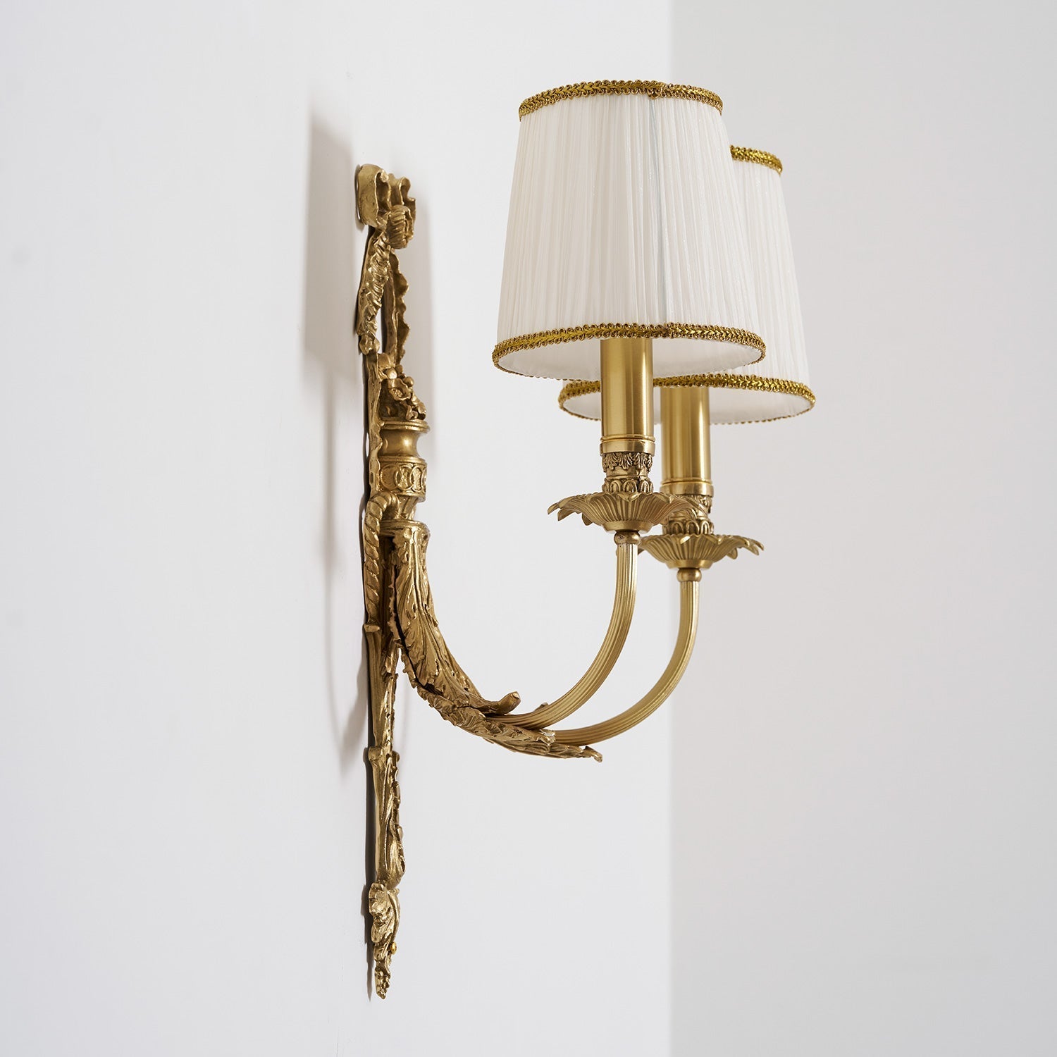 Marquis Wall Lamp