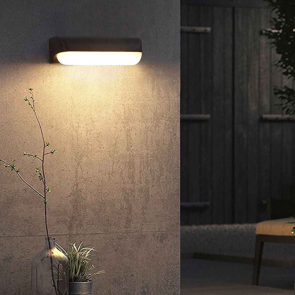Amaryllis Retro Industrial Metal Outdoor Wall Light