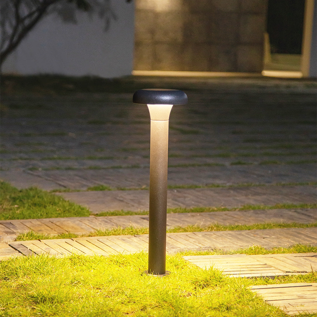Eliot LED Lights Minimalist Aluminum Outdoor Light