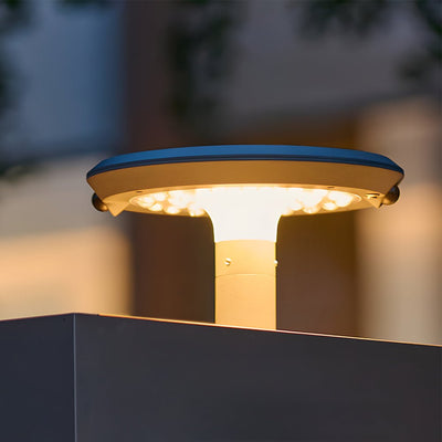 Vanda Simple Round LED Solar LED Aluminum Outdoor Post Light
