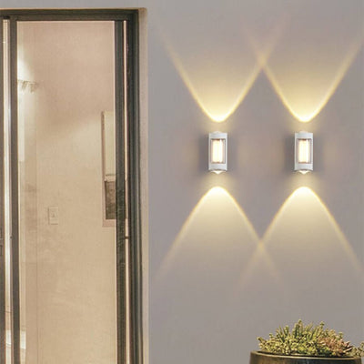 Robust Sleek Dual-Directional Aluminum Outdoor Wall Light