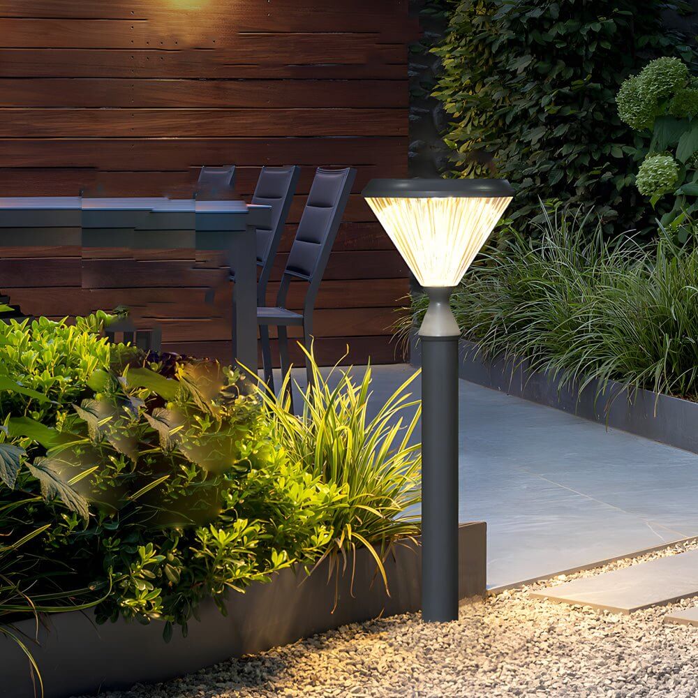 Hugo LED Landscape Aluminum Outdoor Post Pole Lights